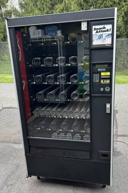 Automatic Products 123 Snack Machine