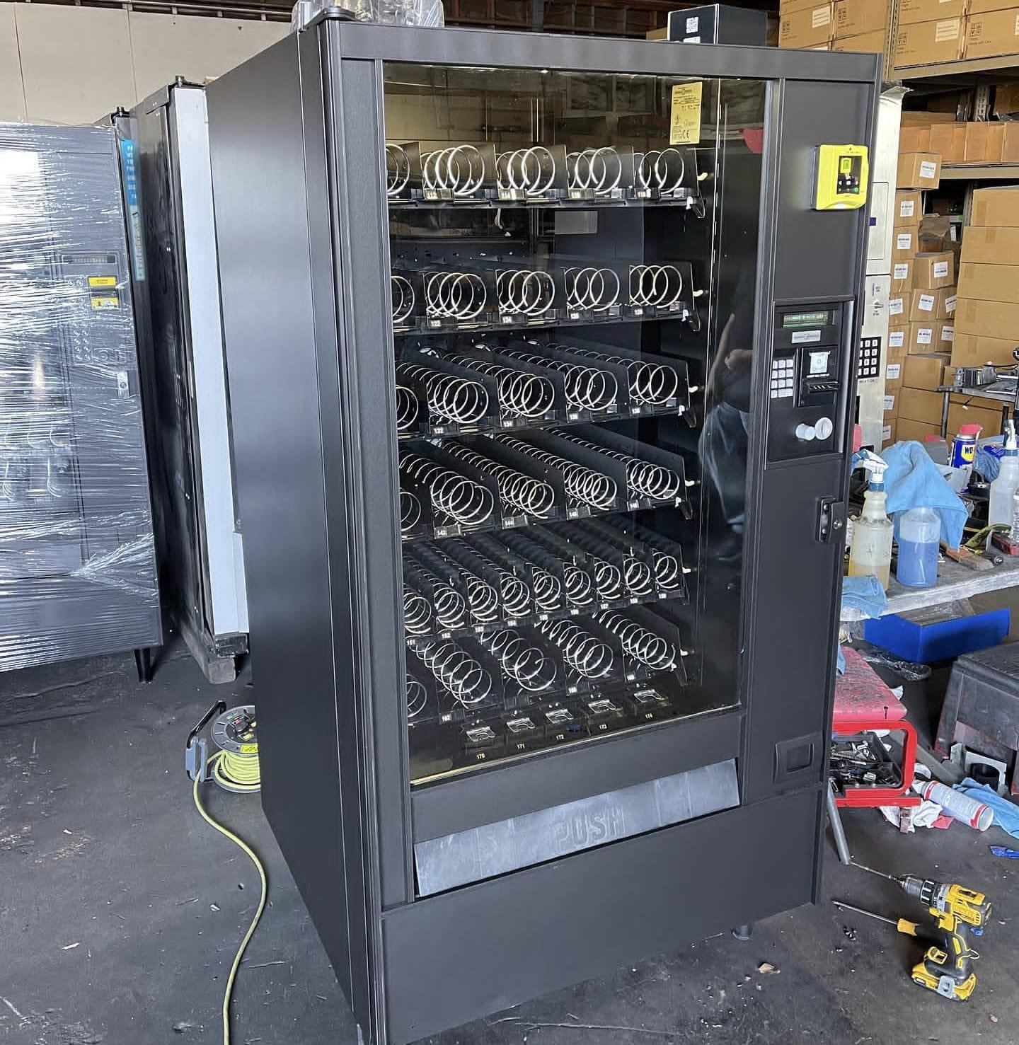 Automatic Products 123 Snack Machine